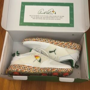 Limited edition golf shoes!